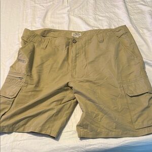 Tan Cargo Shorts with Lightweight Material